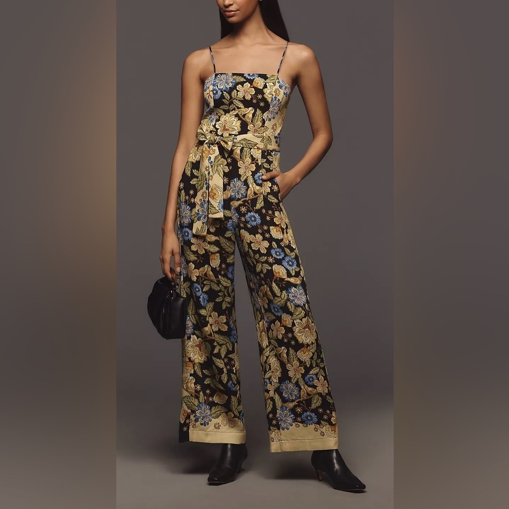 NWT Size XL- FARM Rio Square-Neck Floral Jumpsuit NWT US$ 228